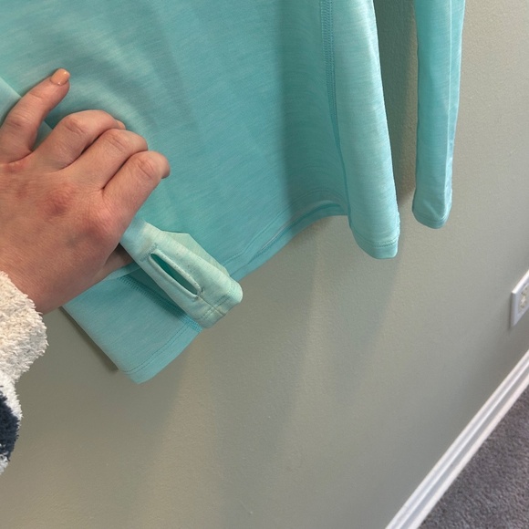 Under Armour ColdGear Cowl Neck Top Womens Size Small Aqua Fitted Skiing Ski - Picture 6 of 7